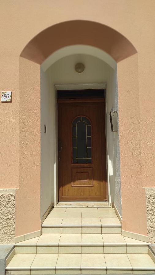 Casa Trifo Apartment Tiggiano Exterior photo